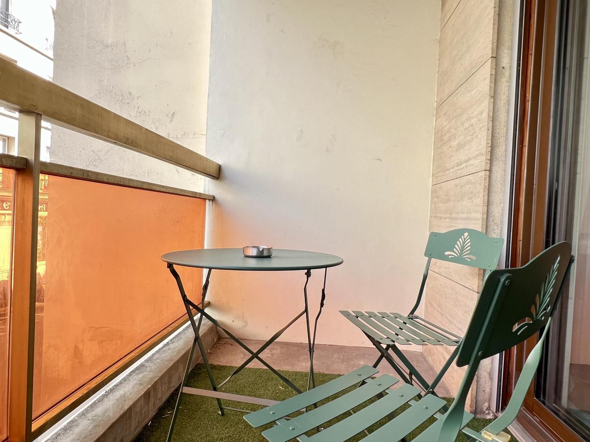 Appartement Studio Avec Balcon, Havre De Paix A Montparnasse *